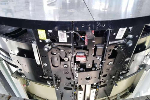 圓形電梯門機(jī)