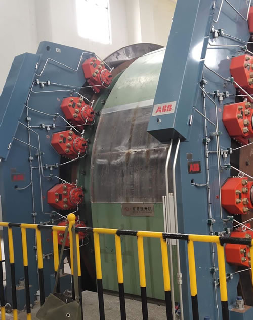 礦井提升機(jī)