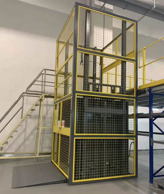 導(dǎo)軌式升降貨梯